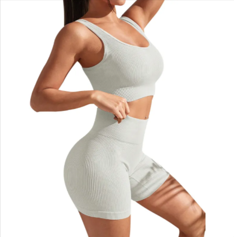 Seamless Yoga Fitness Set for Women